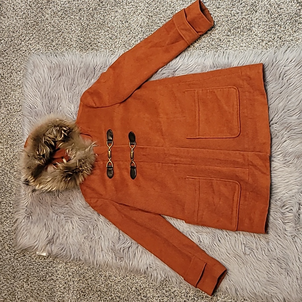 (63) Gorgeous hooded wool coat